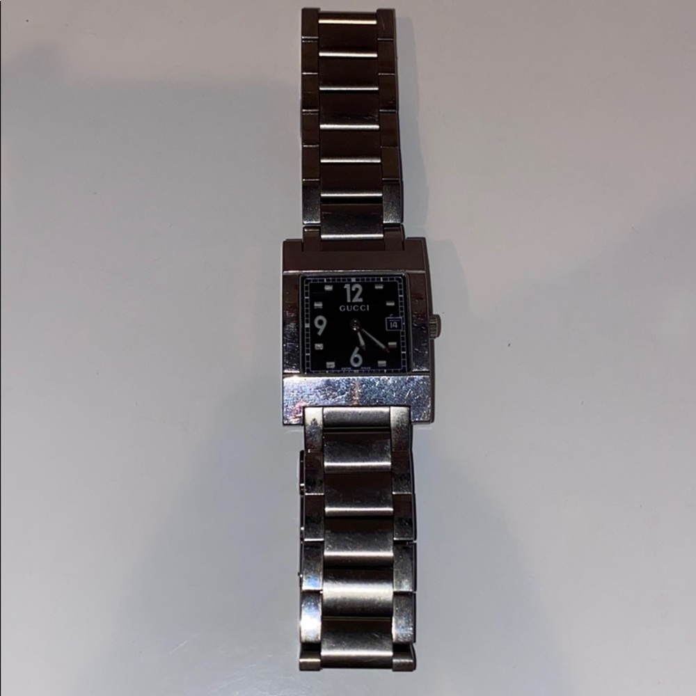 Authentic men’s Gucci watch